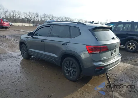 2022 Volkswagen Taos 1.5T S из США, поврежденный, VIN 3VVMX7B28NM031734